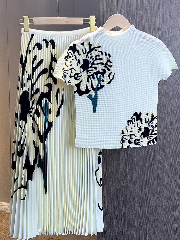 Cause Pleated T-shirt Round Neck Short Printed Flower Tops High Waist Fold Fashion Skirts Summer