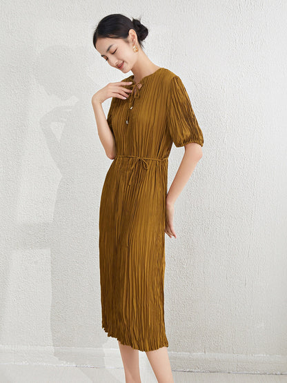 Dresses for women with a sense of niche design. Lace up waist with bubble sleeves for long dresses